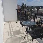 Valentinos Apartament *