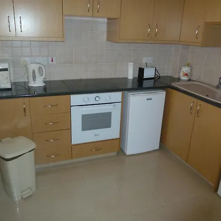 Valentinos Apartament *