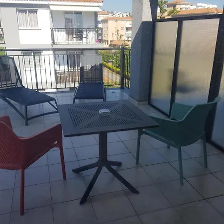 Valentinos Apartament *