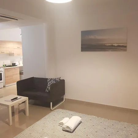 Valentinos Lägenhet *